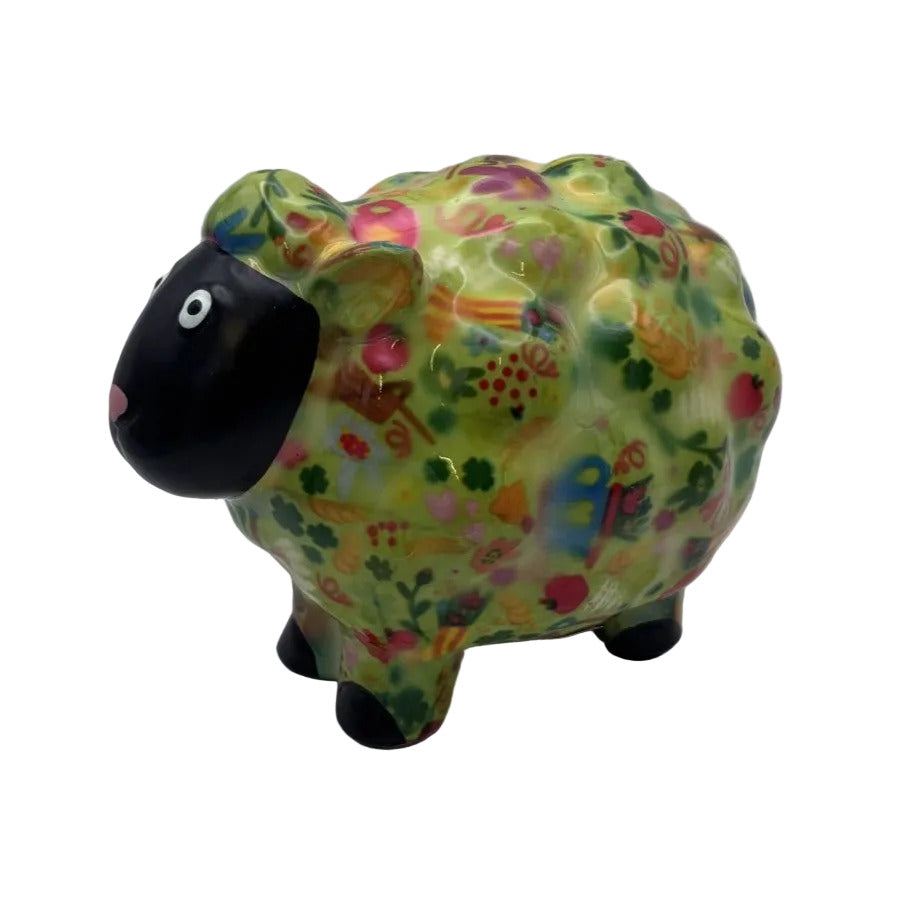 Peluche the Sheep