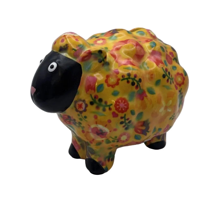 Peluche the Sheep